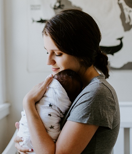 un accouchement traumatisant en séance d'hypnose